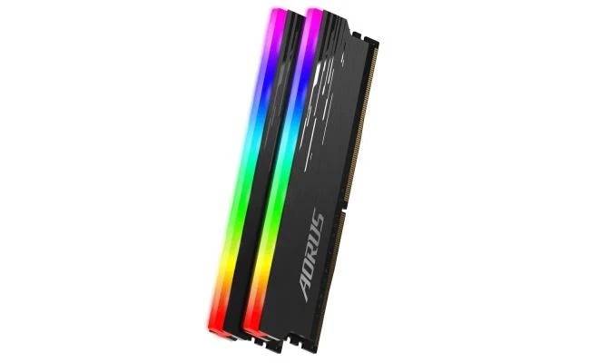 جيجابايت AORUS RGB Memory DDR4 16 جيجا بايت (2x8 جيجا بايت) 3733 ميجا هرتز