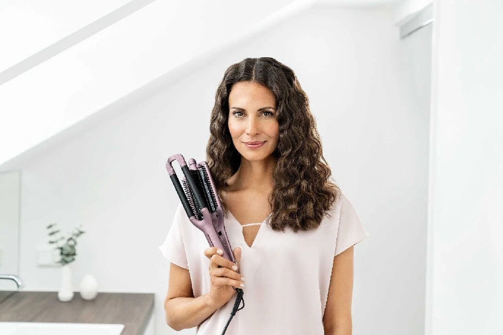 مكواة تجعيد الشعر Beurer Wave Styler باللون الوردي بقوة 320-410 وات، أداة سيراميك 4 في 1 تعمل على ثلاث مكواة تجعيد