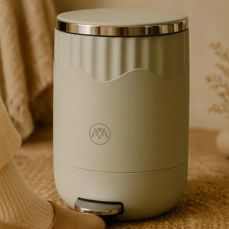 Plastic Trash Bin 3L