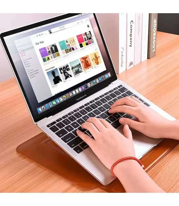 حافظة SkinPro المحمولة بحامل من WiWU مقاس 15.4 - رمادي