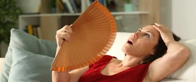 Hot flashes in women and mood swings