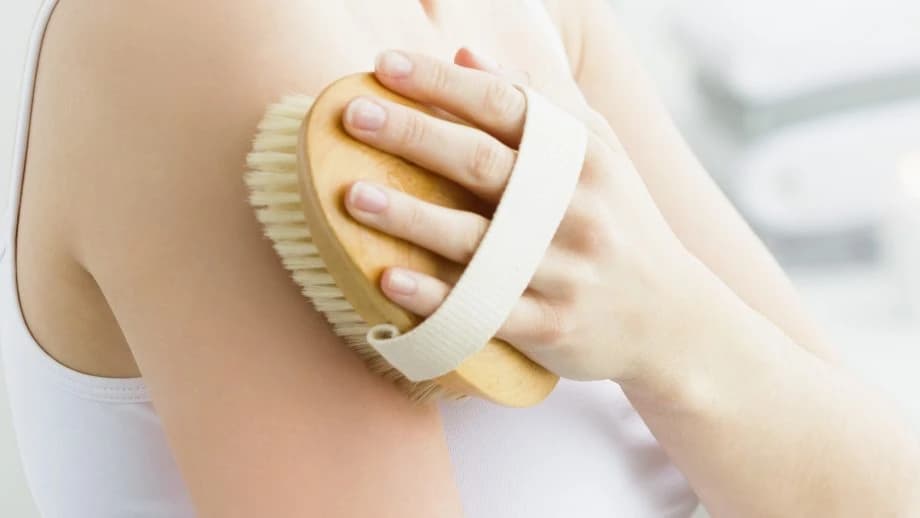 Cellulite brush