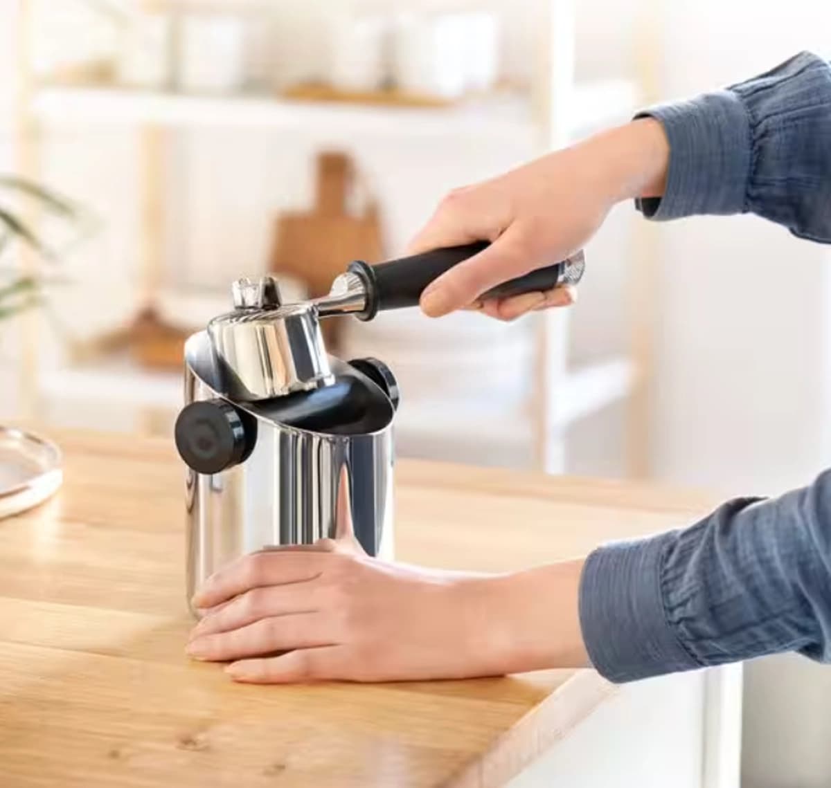 Delonghi, Coffee Knock Box