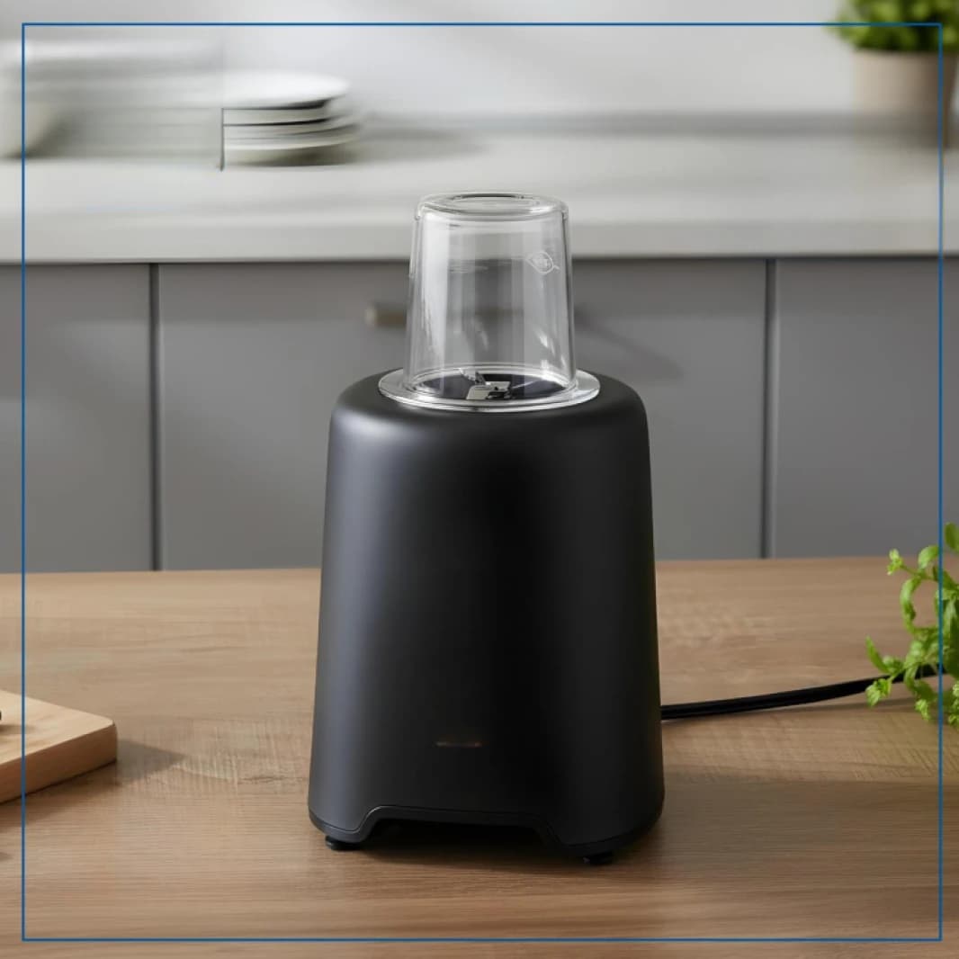 Julia mixer with grinder