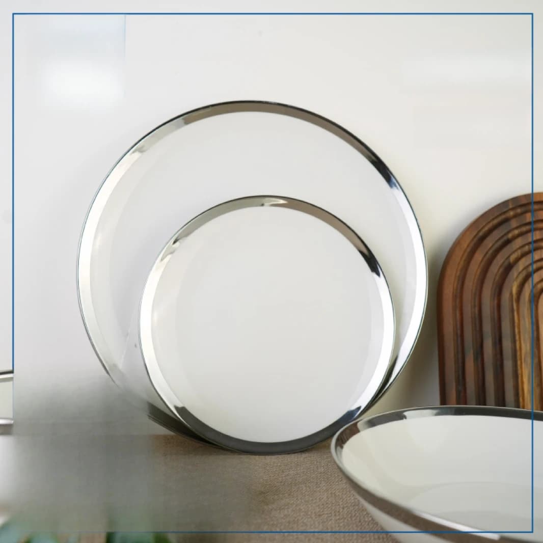 Porcelain dining set