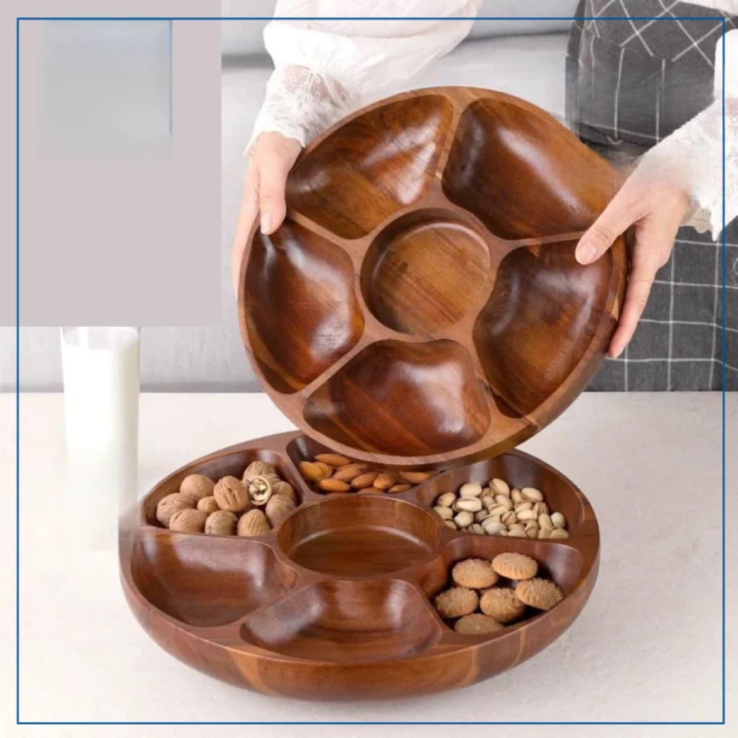 طبق خشبي مقسم