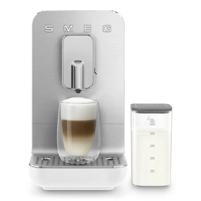 Smeg Automatic Espresso Coffee Machine with a Milk System, 1.4Lit, White
