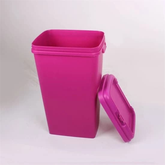 Plastic pet food container