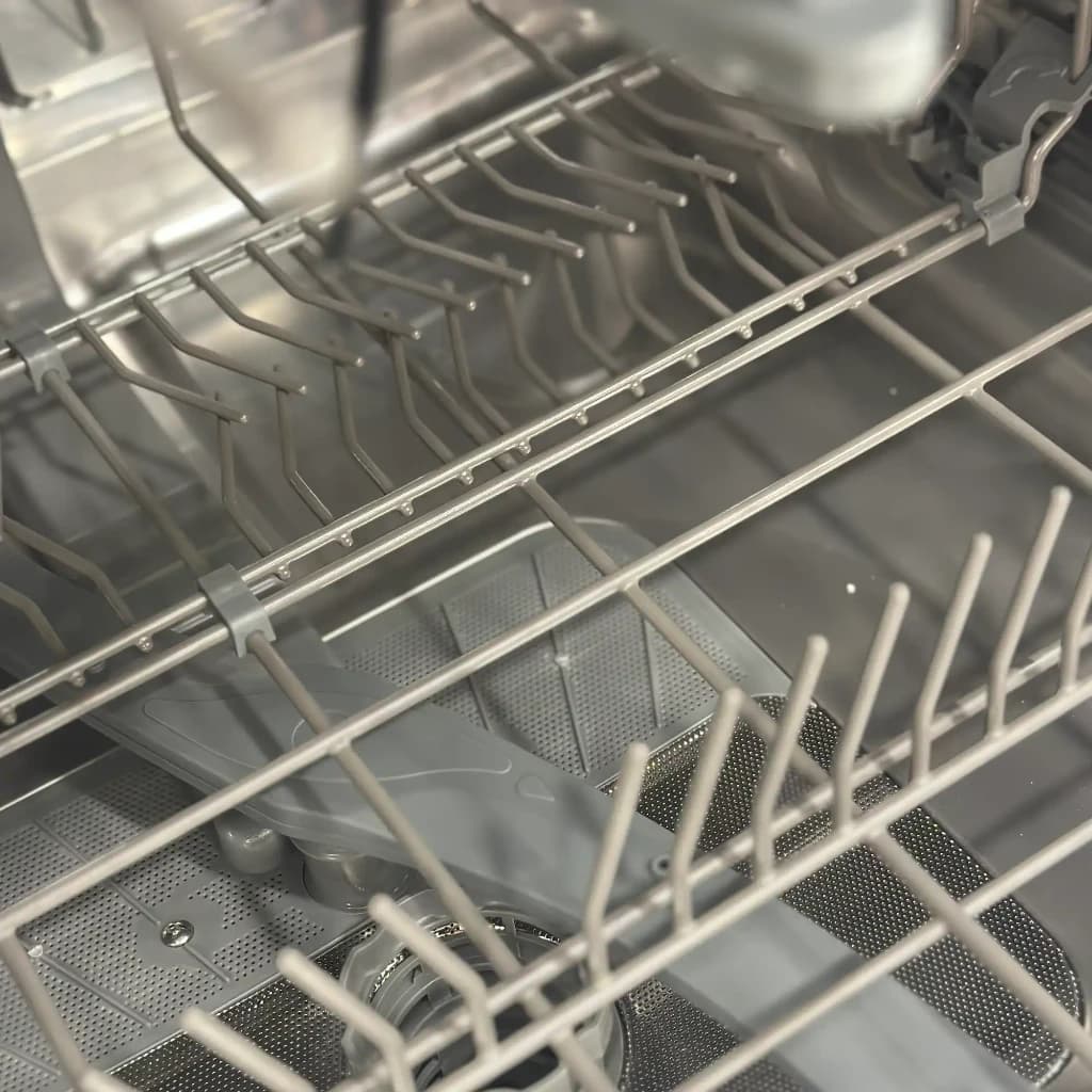 Dishwasher 9Prog 3Basket Vortex Black Newton
