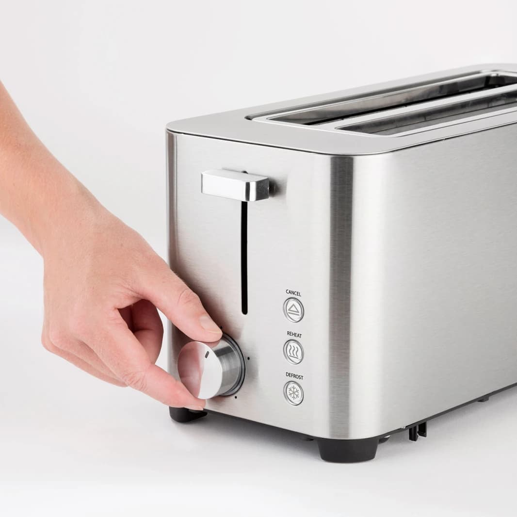 Caso Classic Toaster, 4 Slots, Stainless Steel, Rewarming & Defrosting Functions
