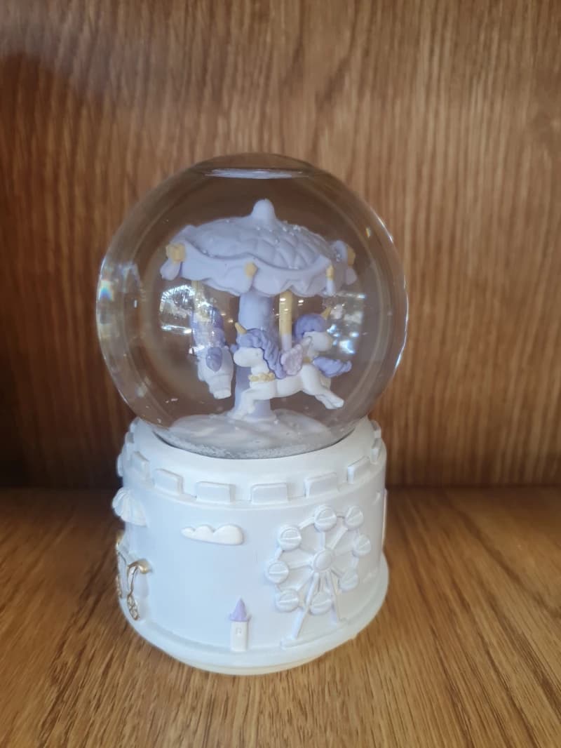 High-Quality Mini Snow Globe with Rotating Carousel for Kids from Luxury Toy Brand Featuring Beautiful Modern Design