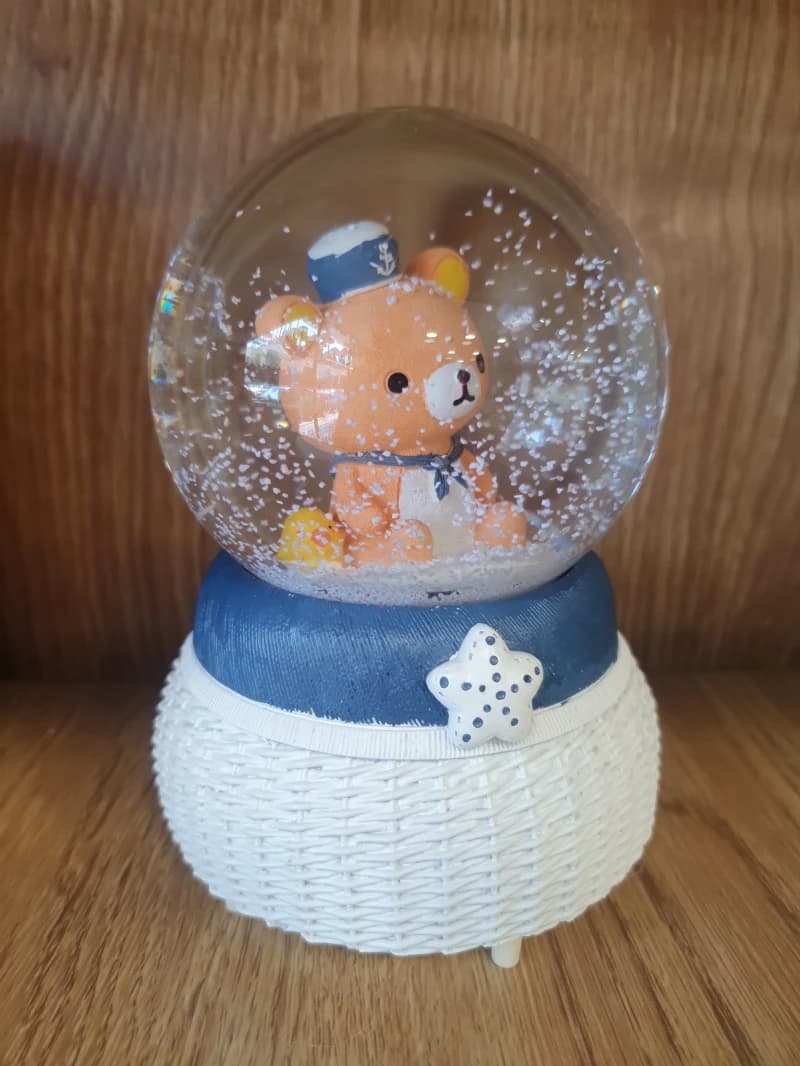 Glass Globe with Nautical Bear Design Featuring a Sailor Hat, Perfect for Children and Sea Lovers Decor