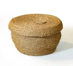 Straw Basket with Removable Cover 24x15cm