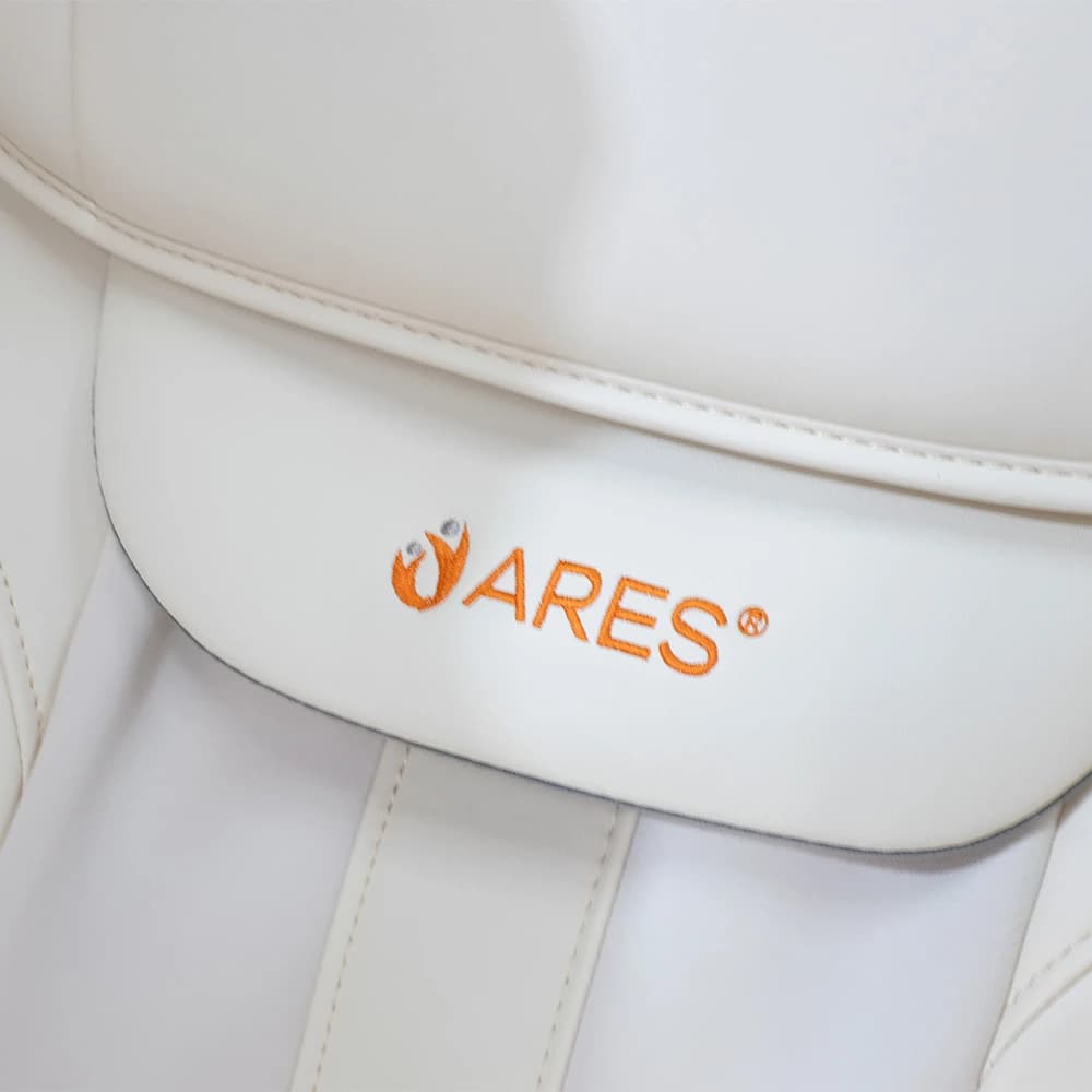 كرسي المساج يو كلاس من ARES