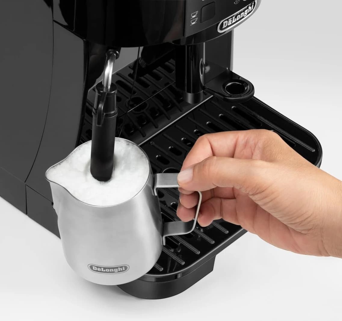 De'Longhi Magnifica S Compact Fully Automatic Coffee Machine