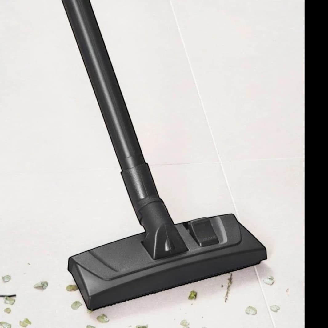 مكنسة كهربائية Kärcher DVAC 2200 بدون كيس – 22 لتر مع خاصية النفخ
