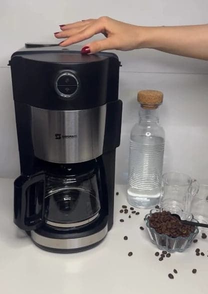 American Coffee Maker with Grinder Sayona