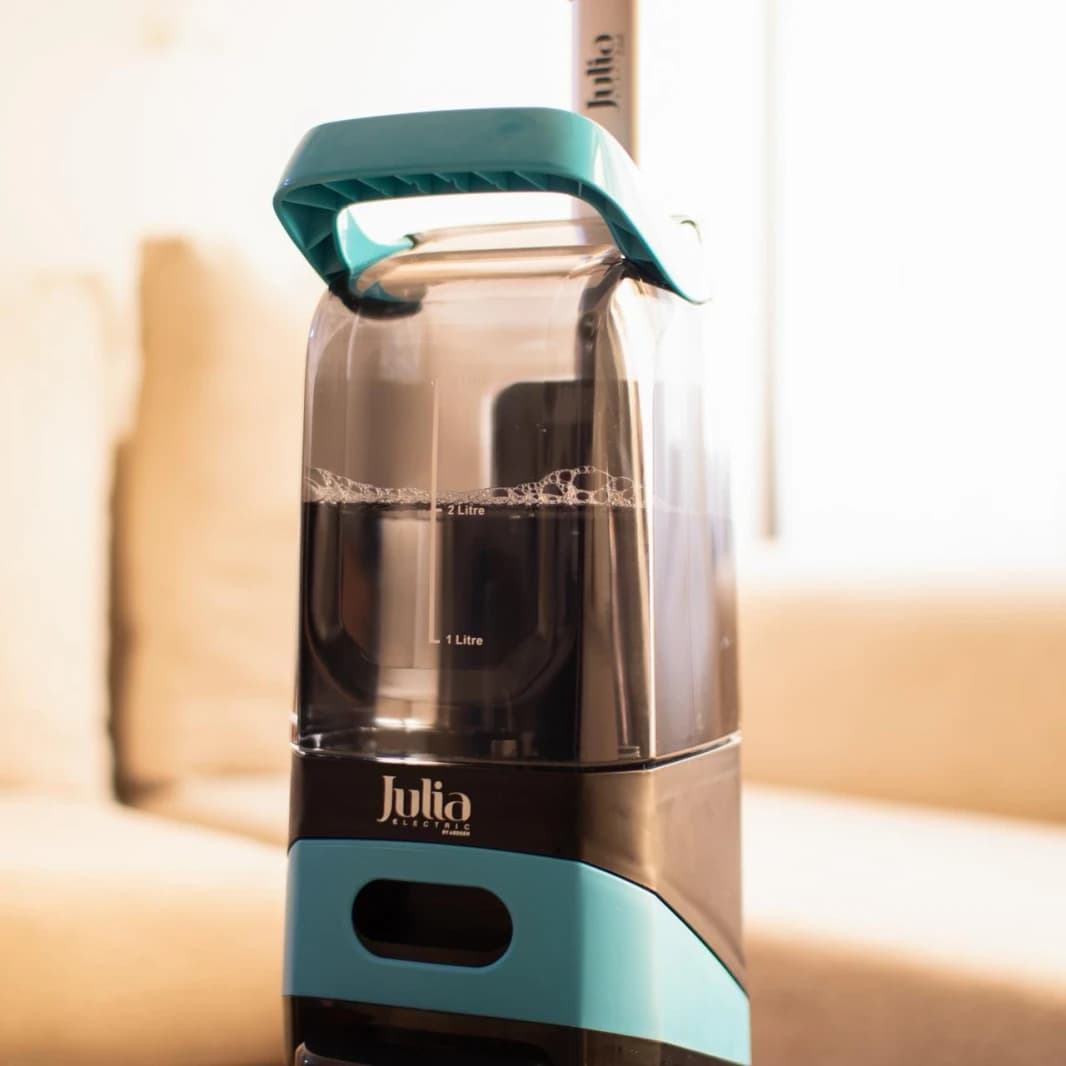 JULIA Carpet Washing Vacuum Cleaner