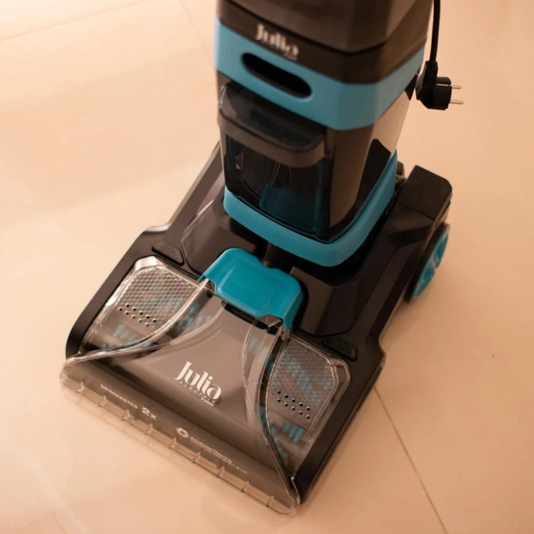 JULIA Carpet Washing Vacuum Cleaner