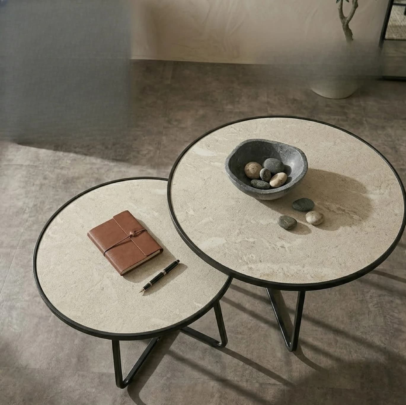 Set of 2 Tables