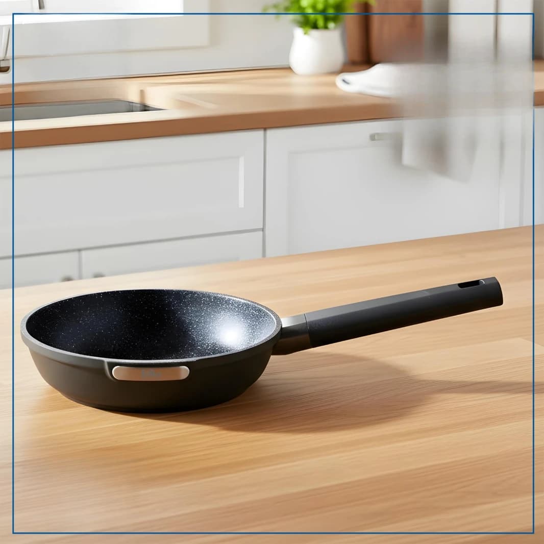 JULIA Granite Skillet