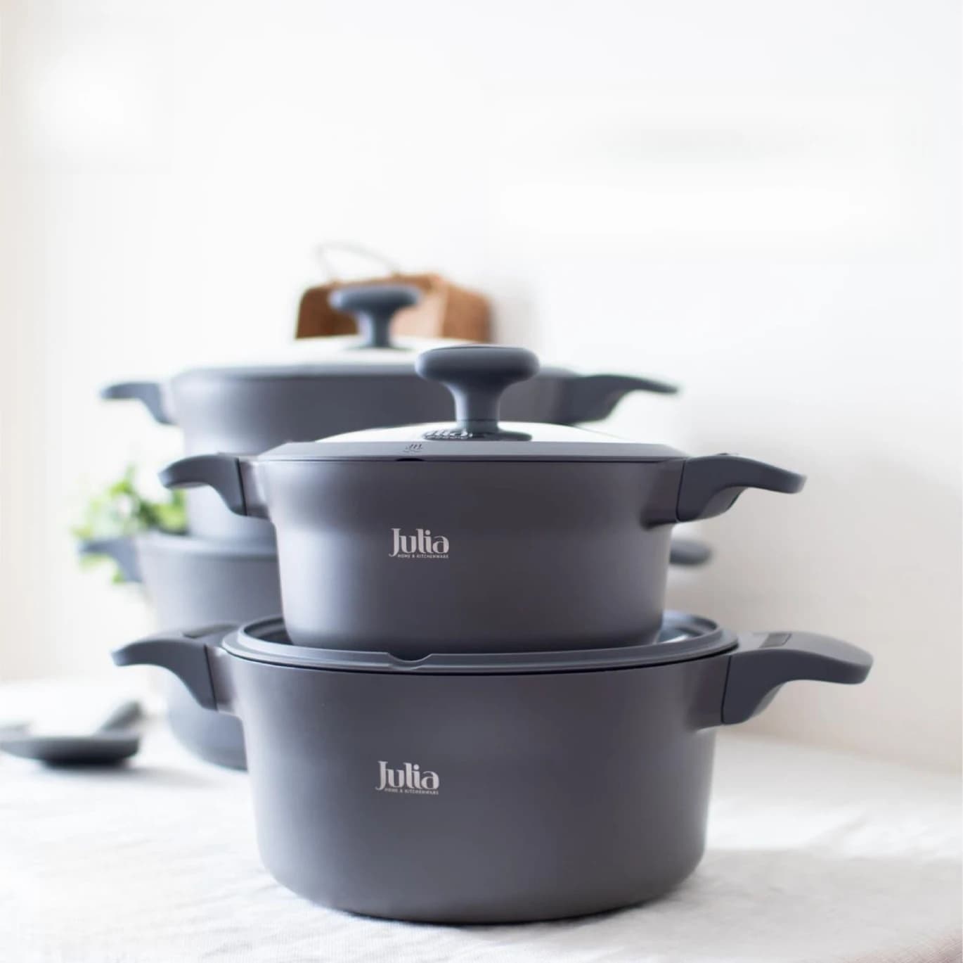 Julia Cookware Set