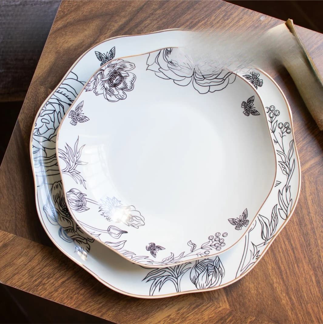 24-Piece Dinner Set