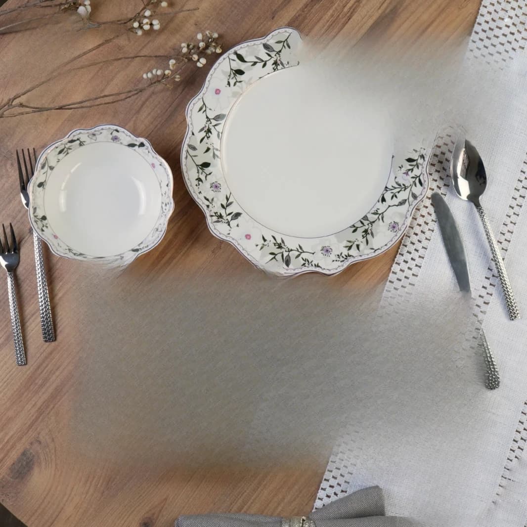 24-Piece Dining Set