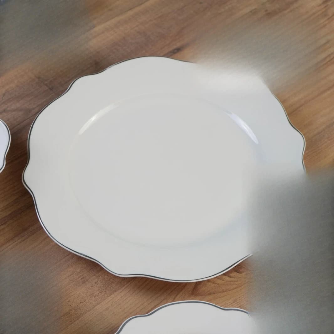 24-Piece Dining Set