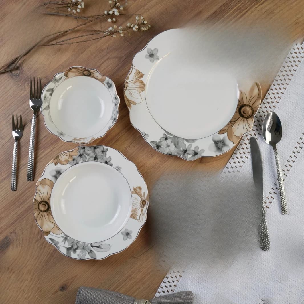 24-Piece Dining Set