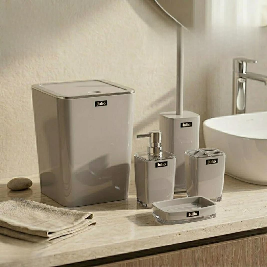 JULIA Bathroom Accessory Set