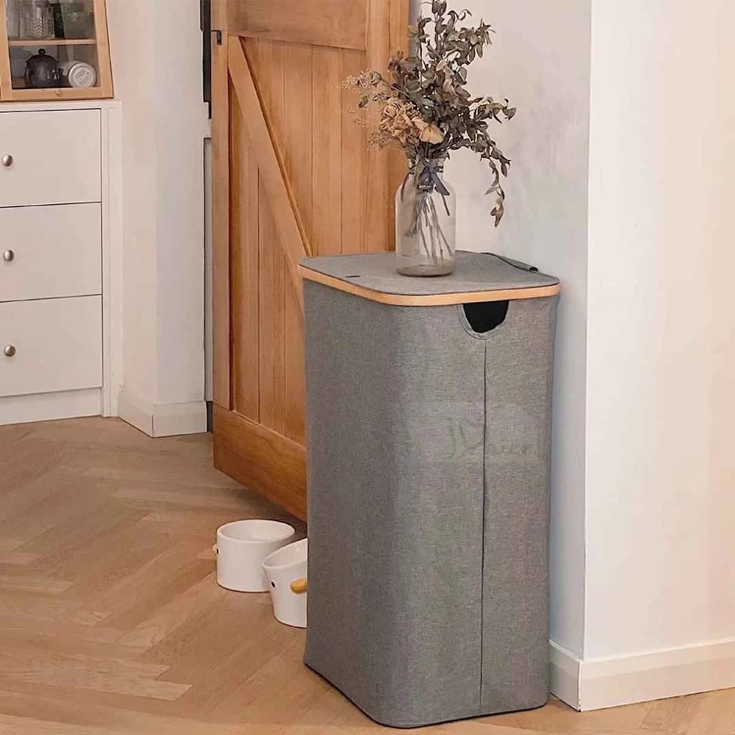 Laundry Basket with Bamboo Handle