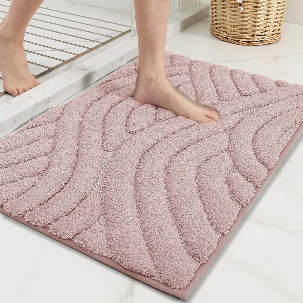 Fox Wave Bath Rug