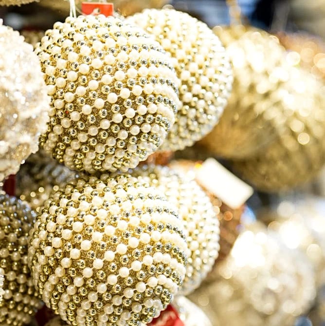 10CM Pearls Ball