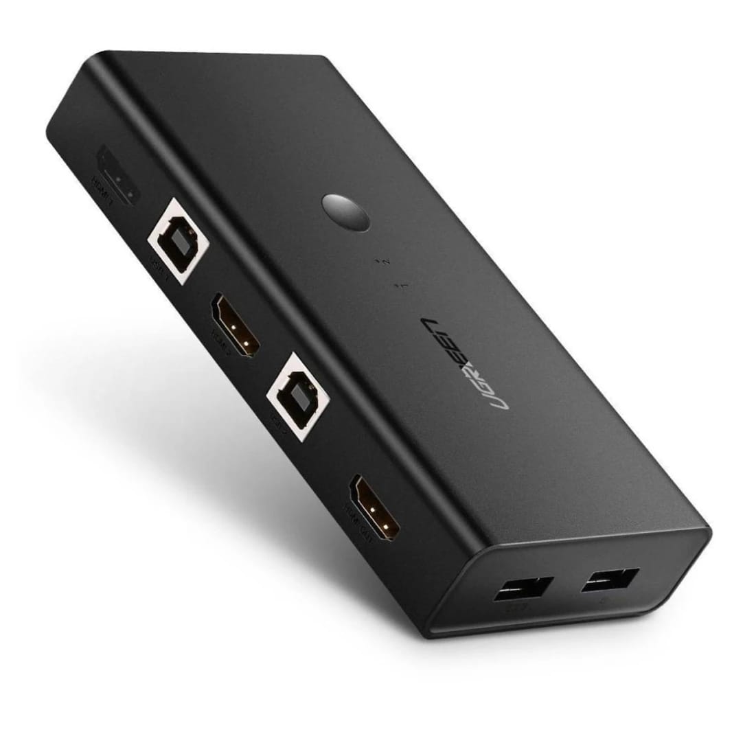 صندوق تبديل UGREEN CM200 2 في 1 مخرج KVM HDMI: يتيح التبديل بين مصدرين لإدخال HDMI إلى شاشة إخراج واحدة.