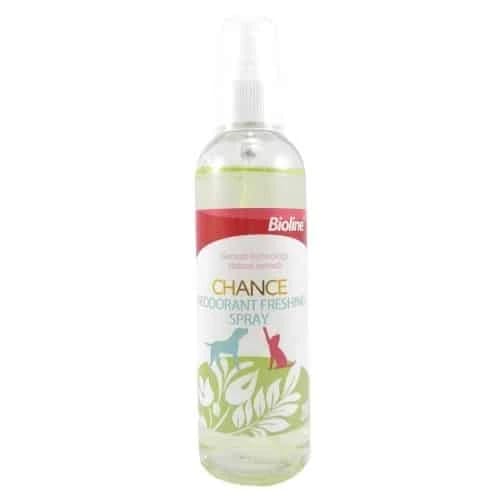Pioline is a deodorant spray and smells for dogs and cats