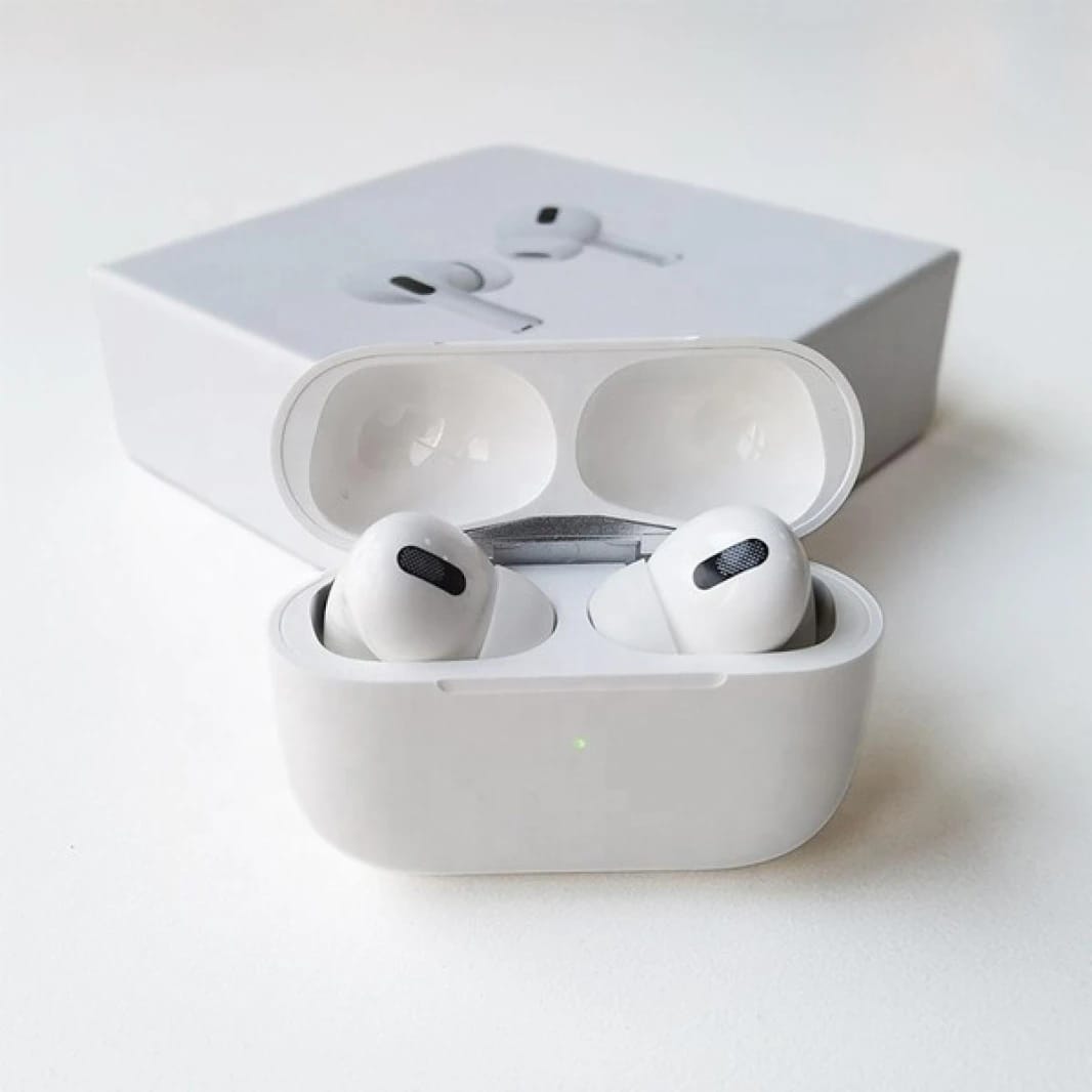 InPods 13 With Wireless Charging Case
