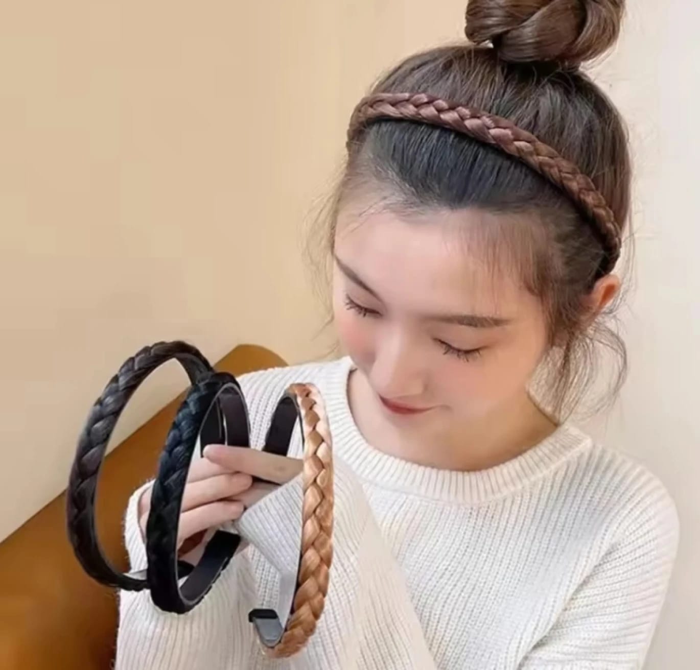 Stylish Braided Hair Headband by Leading Brand, Perfect for Fashion-Forward Women Seeking Elegance and Uniqueness with Stunning Natural Braid Design in Multiple Colors.