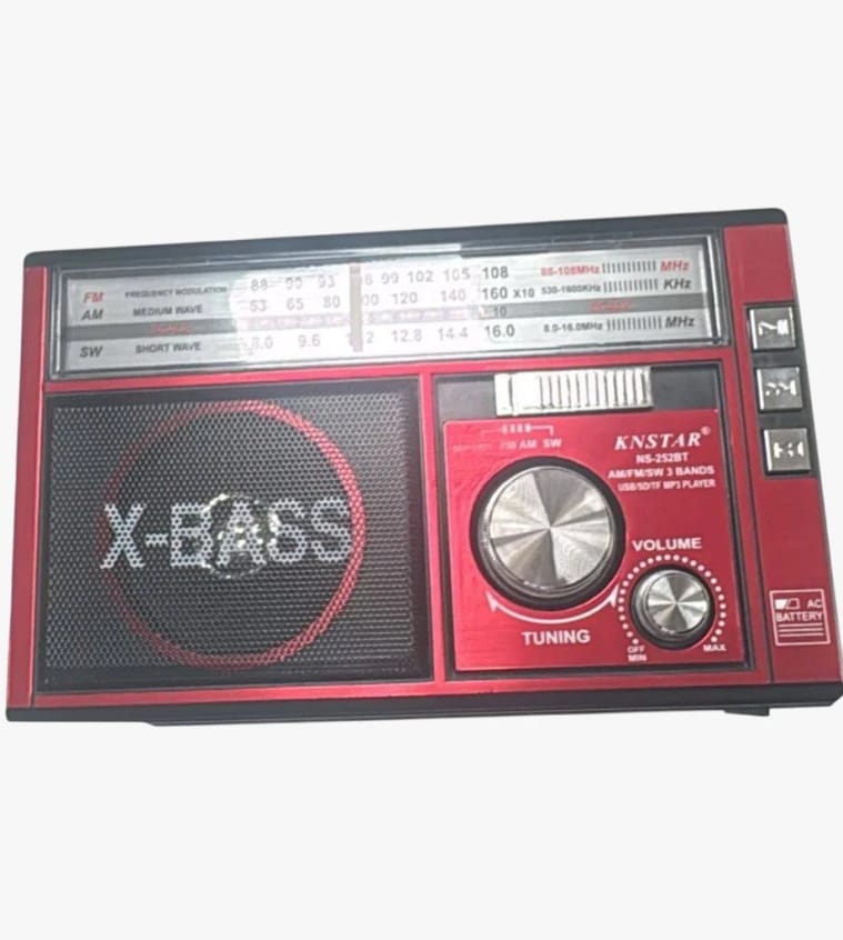 راديو متنقل KNSTAR متعدد الموجات بميزة X-BASS مع تصميم حديث والقدرة على تشغيل MP3 لأداء عالي الوضوح للمستمعين