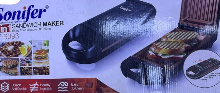 Sonifer 709 Sandwich Maker Innovative Large-Size with Carefully Crafted Handles for Modern Kitchen Users. This advanced device is the ultimate choice for making quick and delicious sandwiches effortlessly.