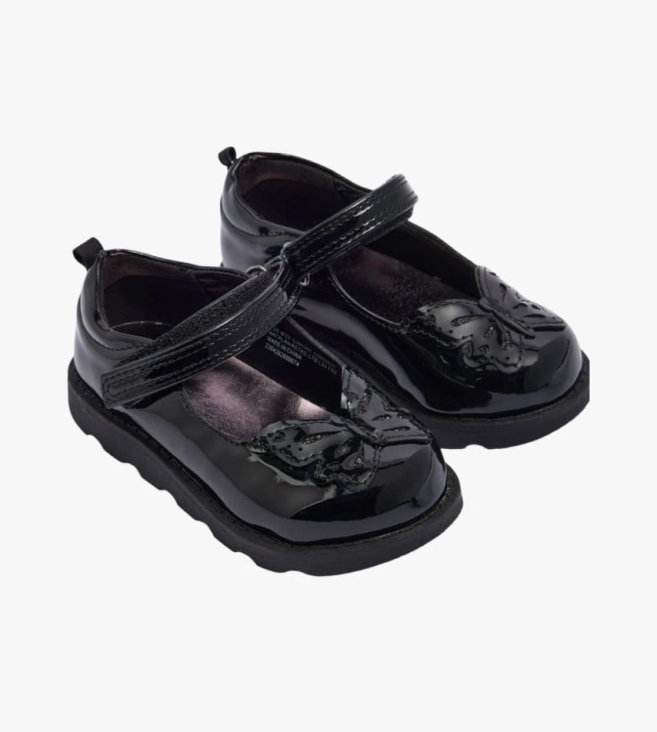Deroy Kids Comfortable Shoes for Children, Featuring an Attractive and Stylish Design with Beautiful Butterfly Decoration, Comfortable and Secure for Daily Adventures. Ideal for Everyday Use and Special Occasions.