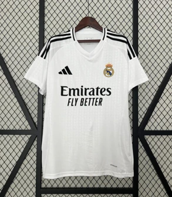 طقم ريال مدريد الأساسي 2024/25