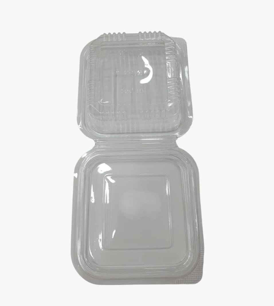 Versatile Transparent Plastic Container for Food and Bakery Products, Designed for Keeping Food Fresh, Ideal for Modern Users