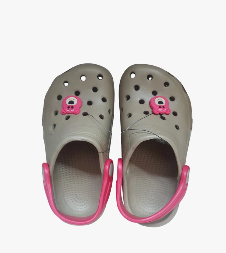 Comfortable Kids' Sandals with Fun Cartoon Character for Style and Comfort in Everyday Steps, Perfect for Active Kids.