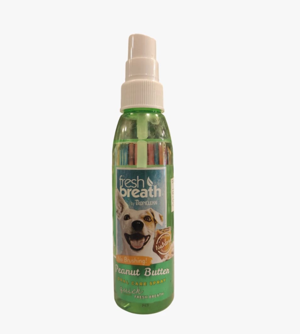 Fresh Breath by Tropiclean Natural Peanut Butter Oral Care Spray for Dogs, Keeps Breath Fresh and Gums Healthy