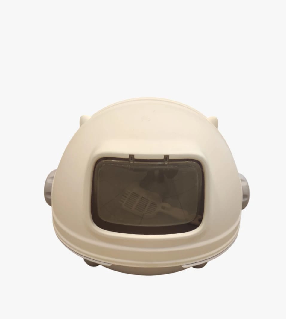 EasyClean Premium Cat Litter Box with Futuristic Design and Large Door Featuring Air Vents, Ideal for Homes with Pets