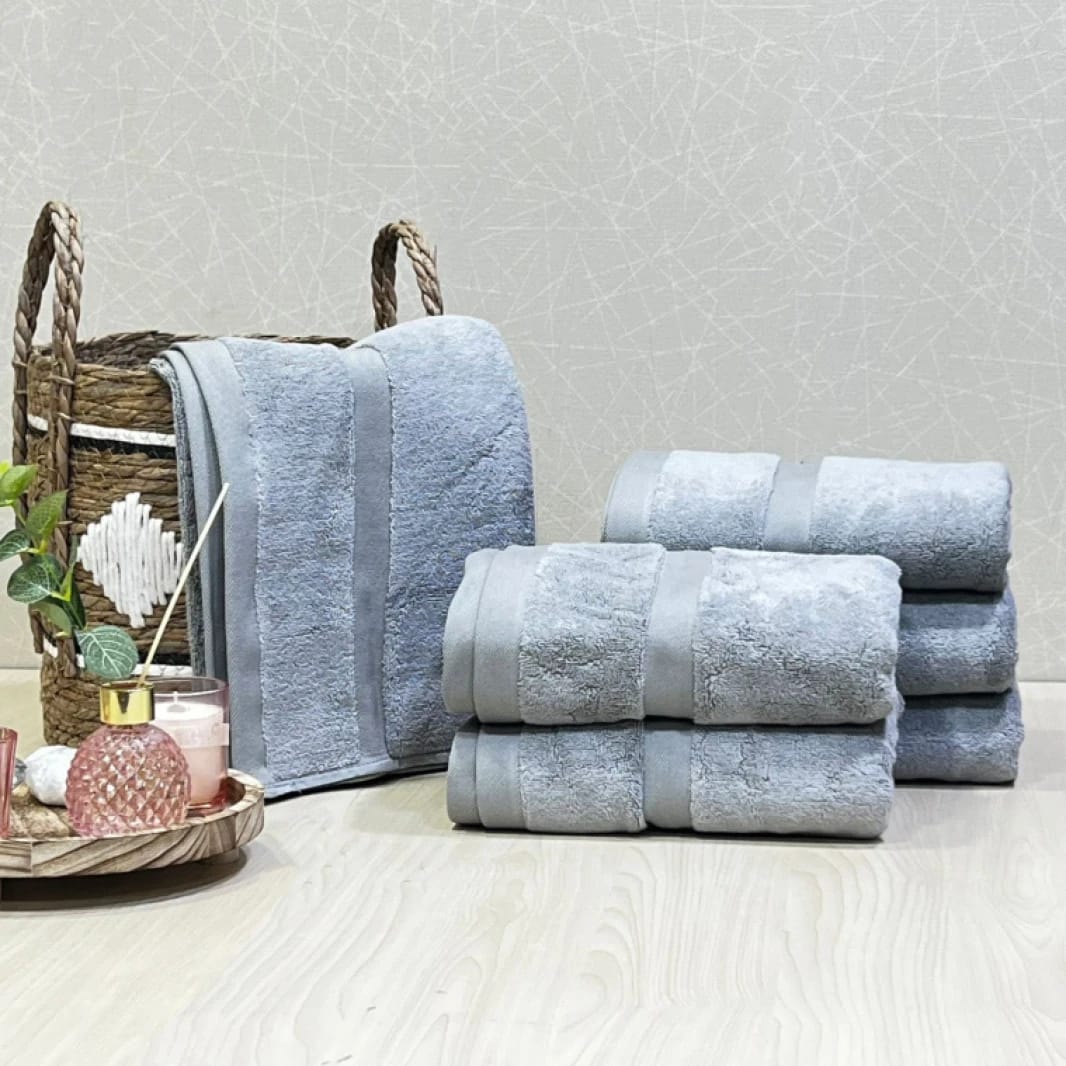 100% Cotton Towel, 50x100 cm, 600 GSM
