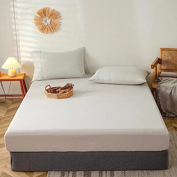 Izmir King Size Fitted Sheet Set with 2 Pillowcases