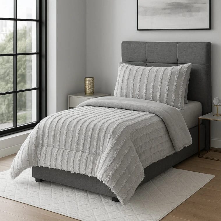 3-Piece Soft Eyelash Fur Single Comforter Set