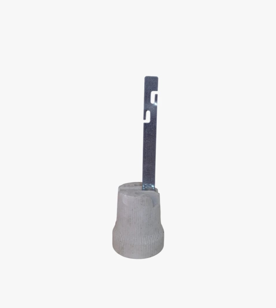 High-Quality Ceramic Rotating Lamp Holder for Interior Decor and Electricians